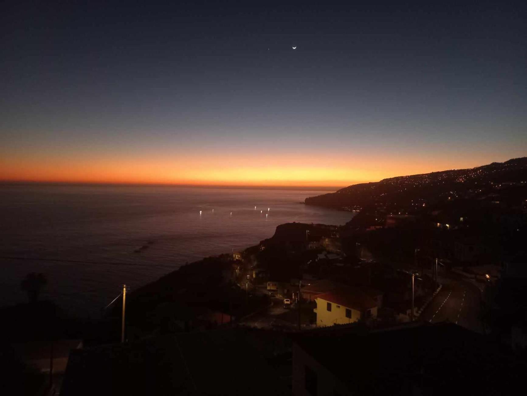 شقة Sea View House ريبيرا برافا المظهر الخارجي الصورة